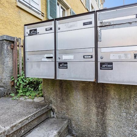 Homey Comfort In Oerlikon Zurich Exterior photo