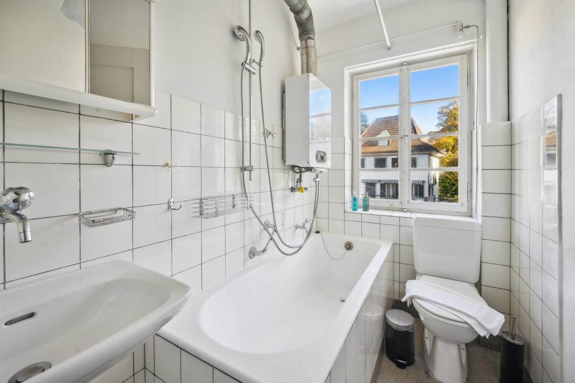 Homey Comfort In Oerlikon Zurich Exterior photo
