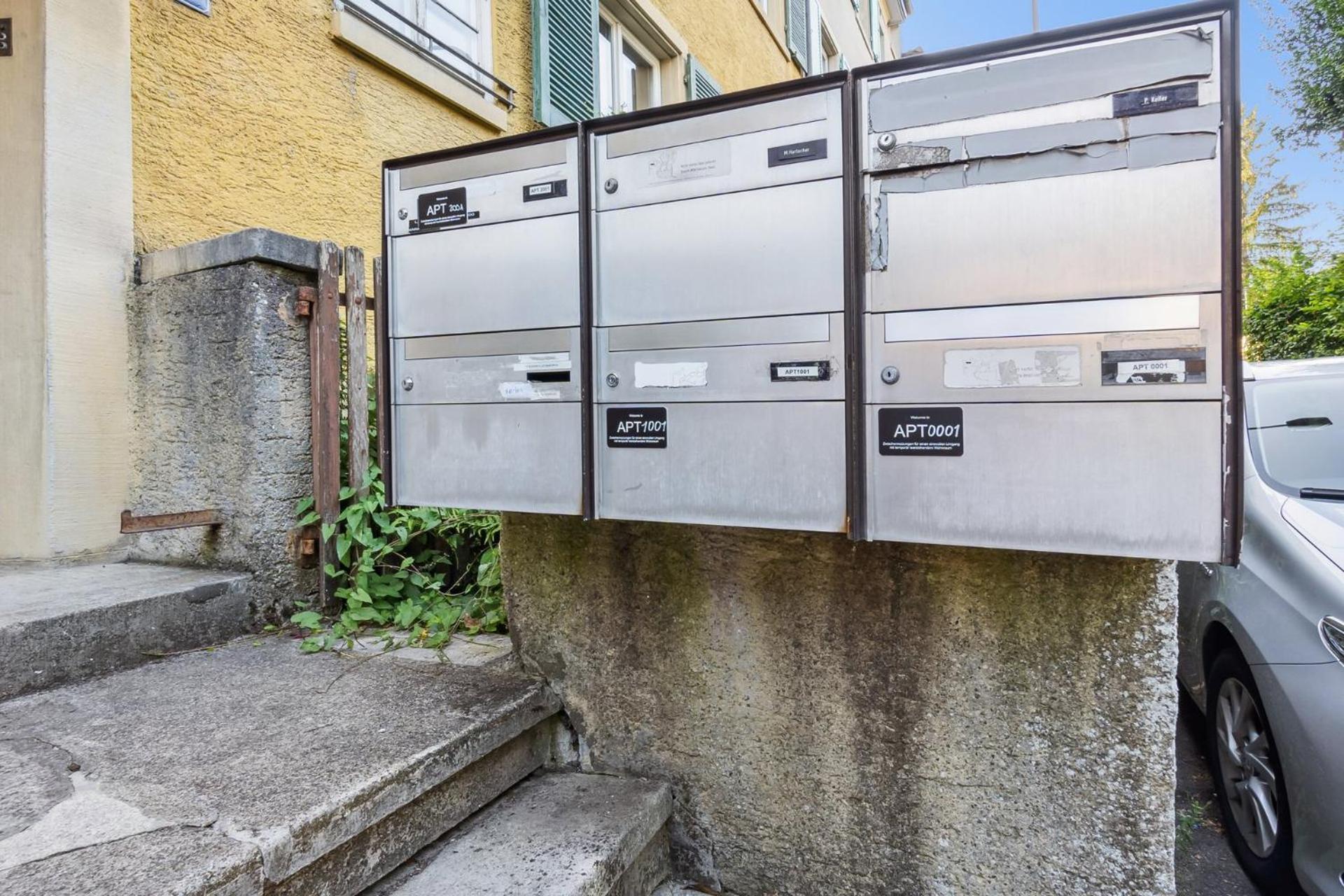 Homey Comfort In Oerlikon Zurich Exterior photo